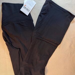 BuffBunny Black Legacy Flare leggings